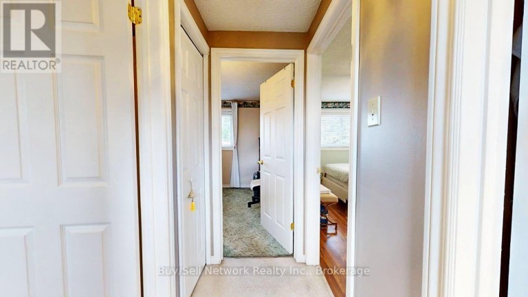 2602 RIDGETOP CRESCENT, Peterborough (Ashburnham Ward 4), Ontario, K9L1H9