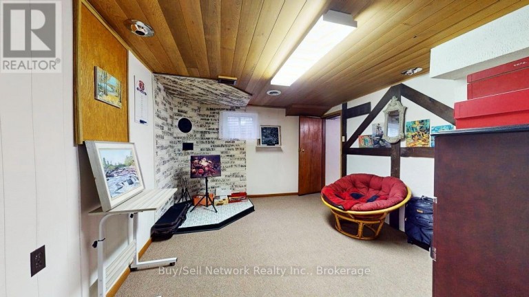 2602 RIDGETOP CRESCENT, Peterborough (Ashburnham Ward 4), Ontario, K9L1H9