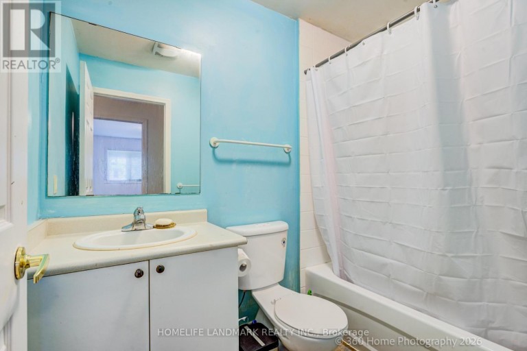 3 - 736 KINGSTON ROAD, Toronto (East End-Danforth), Ontario, M4E1R7