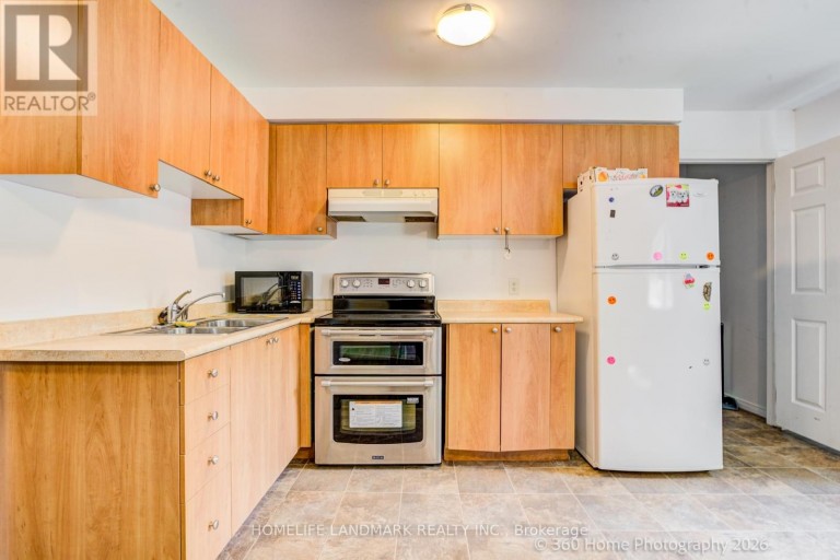 3 - 736 KINGSTON ROAD, Toronto (East End-Danforth), Ontario, M4E1R7