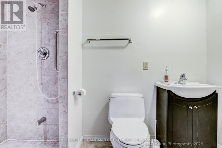 3 - 736 KINGSTON ROAD, Toronto (East End-Danforth), Ontario, M4E1R7