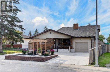 126 Marbrooke Circle NE Calgary Alberta photo 3