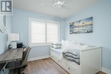 35 SIDE LAUNCH WAY Collingwood Ontario photo 41