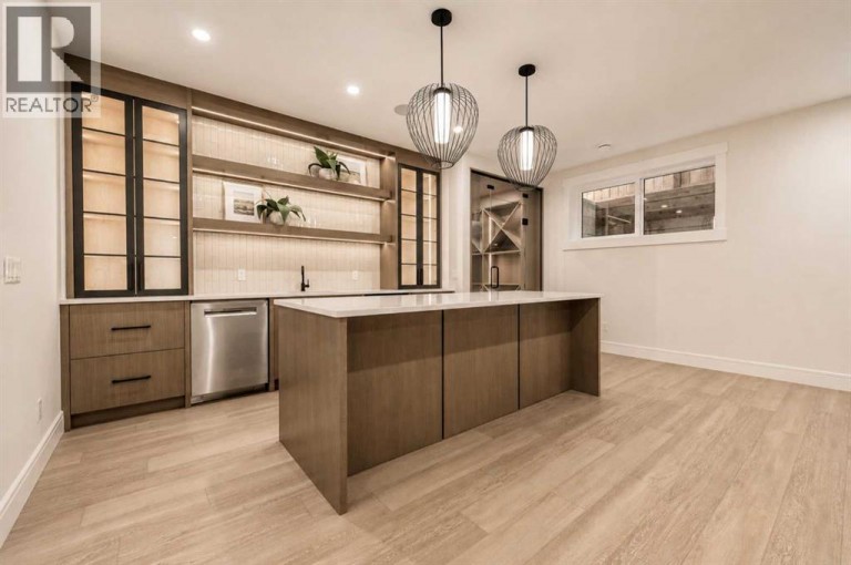 825 21 Avenue NW, Calgary, Alberta, T2M1K5