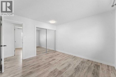 4666 marbank Drive Calgary Alberta photo 12
