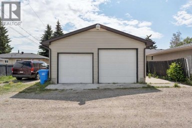 4666 marbank Drive Calgary Alberta photo 23