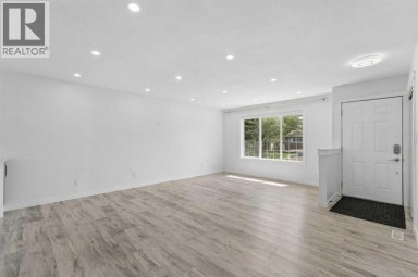 4666 marbank Drive Calgary Alberta photo 4