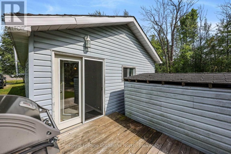 9031 BEACHWOOD ROAD, Wasaga Beach, Ontario, L9Z2X9
