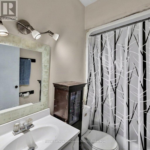 9031 BEACHWOOD ROAD, Wasaga Beach, Ontario, L9Z2X9