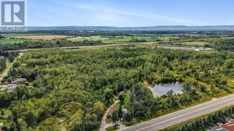 9031 BEACHWOOD ROAD, Wasaga Beach, Ontario, L9Z2X9