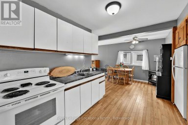 9031 BEACHWOOD ROAD Wasaga Beach Ontario photo 6