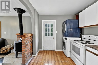 9031 BEACHWOOD ROAD Wasaga Beach Ontario photo 7