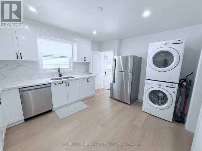 10 DRAPER DRIVE, St. Catharines (Vine/Linwell), Ontario, L2N2Y5