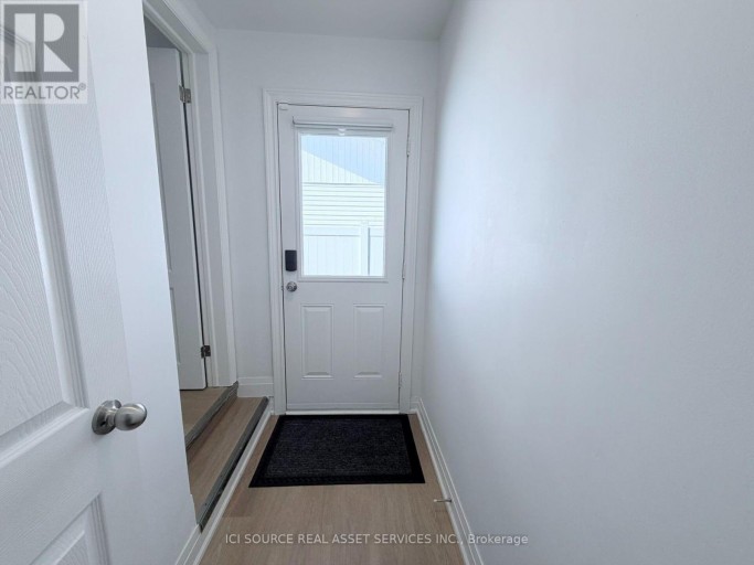 10 DRAPER DRIVE, St. Catharines (Vine/Linwell), Ontario, L2N2Y5