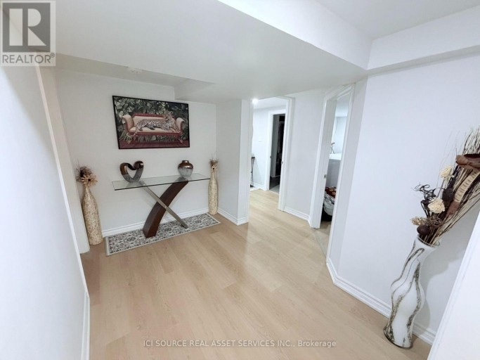 10 DRAPER DRIVE, St. Catharines (Vine/Linwell), Ontario, L2N2Y5