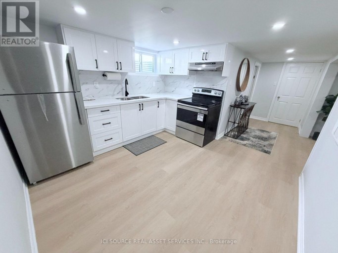 10 DRAPER DRIVE, St. Catharines (Vine/Linwell), Ontario, L2N2Y5