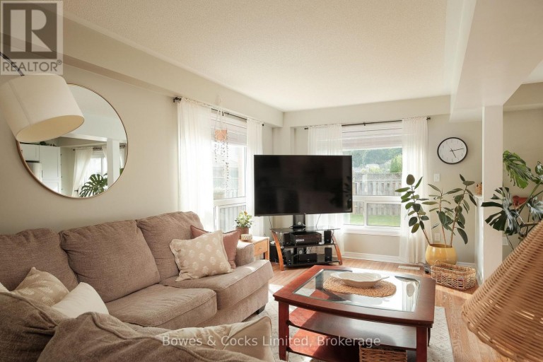 407 SPILLSBURY DRIVE, Peterborough (Monaghan Ward 2), Ontario, K9K2N6