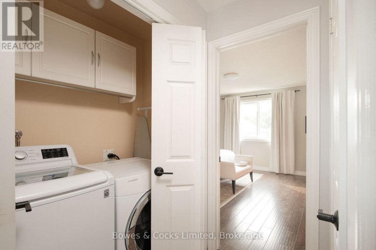 407 SPILLSBURY DRIVE, Peterborough (Monaghan Ward 2), Ontario, K9K2N6