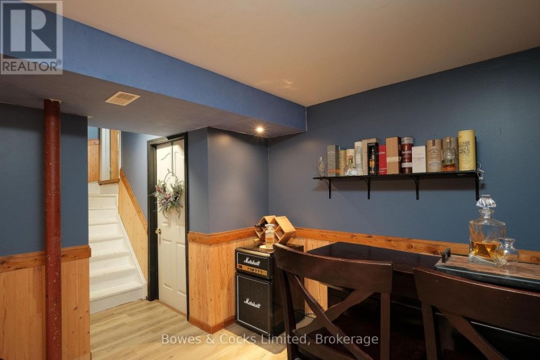 407 SPILLSBURY DRIVE, Peterborough (Monaghan Ward 2), Ontario, K9K2N6