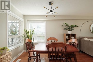 407 SPILLSBURY DRIVE Peterborough (Monaghan Ward 2) Ontario photo 6