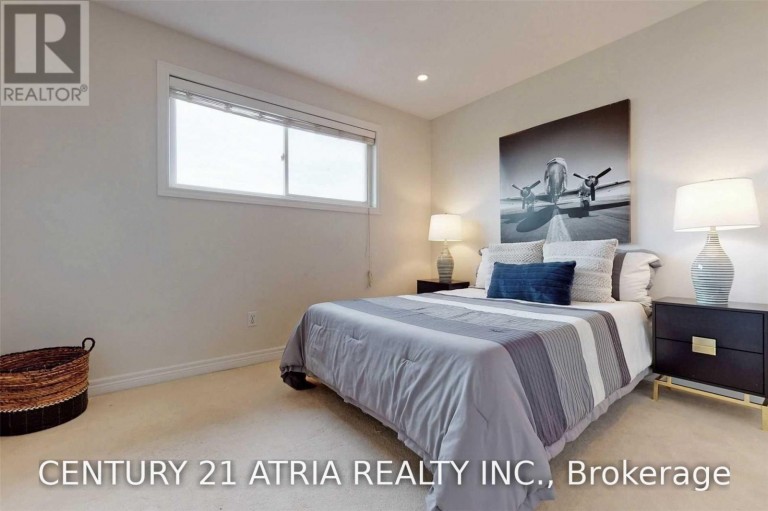 75 MEDLAND AVENUE, Whitby (Williamsburg), Ontario, L1P1S7