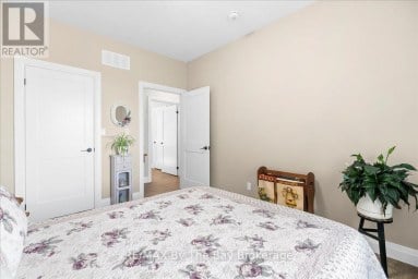 146 MARY STREET Clearview (Creemore) Ontario photo 18