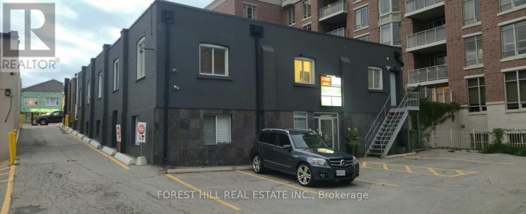 10087 YONGE STREET, Richmond Hill (Crosby), Ontario, L4C1T7