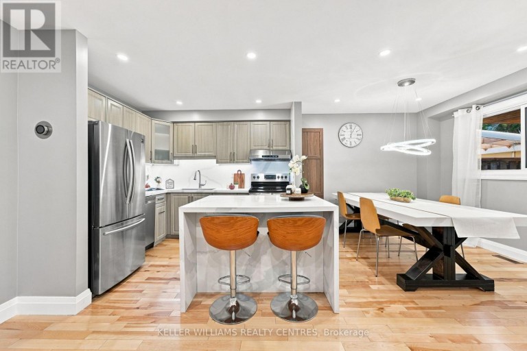 36 CHAUCER CRESCENT, Barrie (Letitia Heights), Ontario, L4N4T7