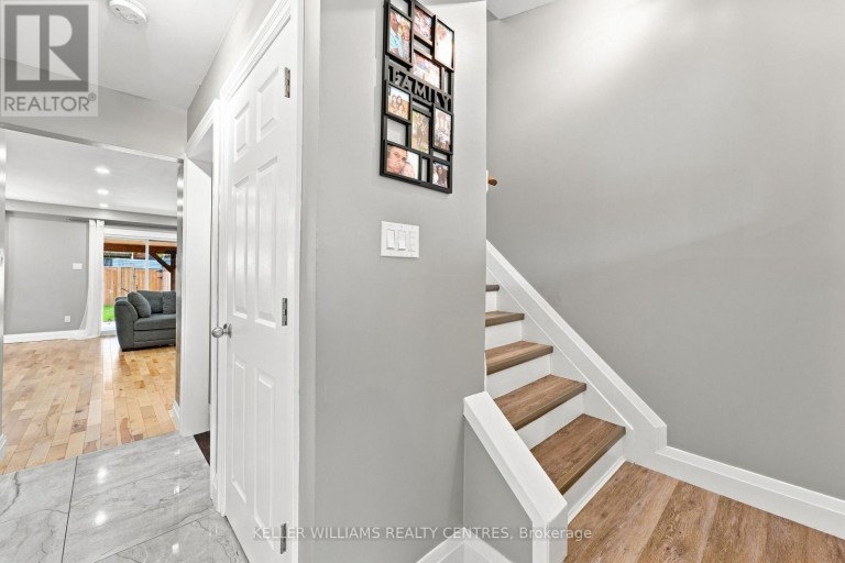 36 CHAUCER CRESCENT, Barrie (Letitia Heights), Ontario, L4N4T7