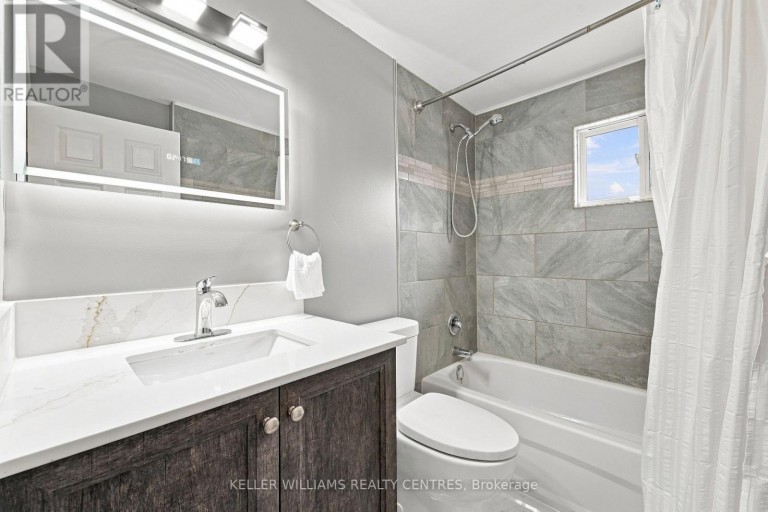 36 CHAUCER CRESCENT, Barrie (Letitia Heights), Ontario, L4N4T7