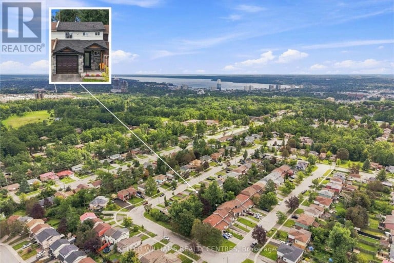36 CHAUCER CRESCENT, Barrie (Letitia Heights), Ontario, L4N4T7