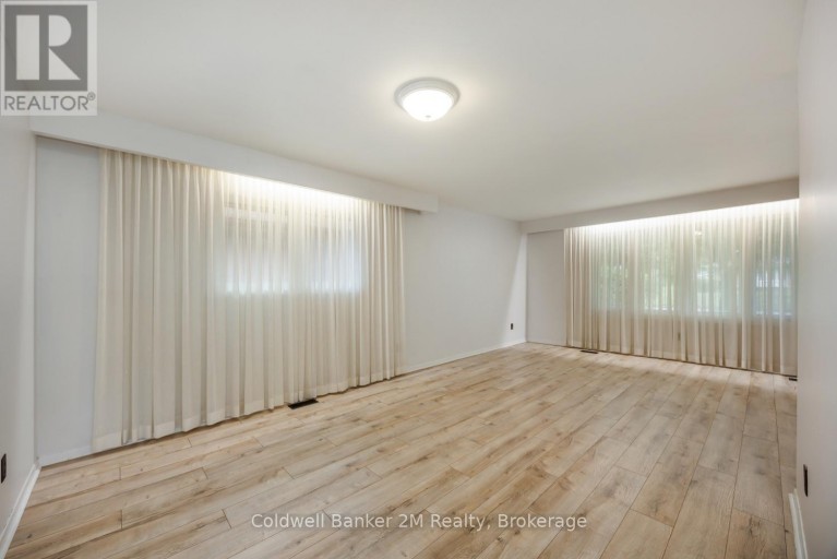 314 INVERNESS DRIVE, Oshawa (McLaughlin), Ontario, L1J5T4