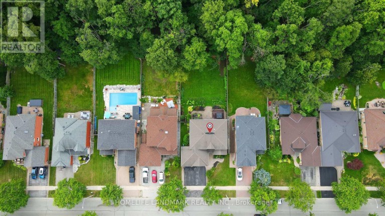 31 CRIMSON RIDGE ROAD, Barrie (Bayshore), Ontario, L4N9R8