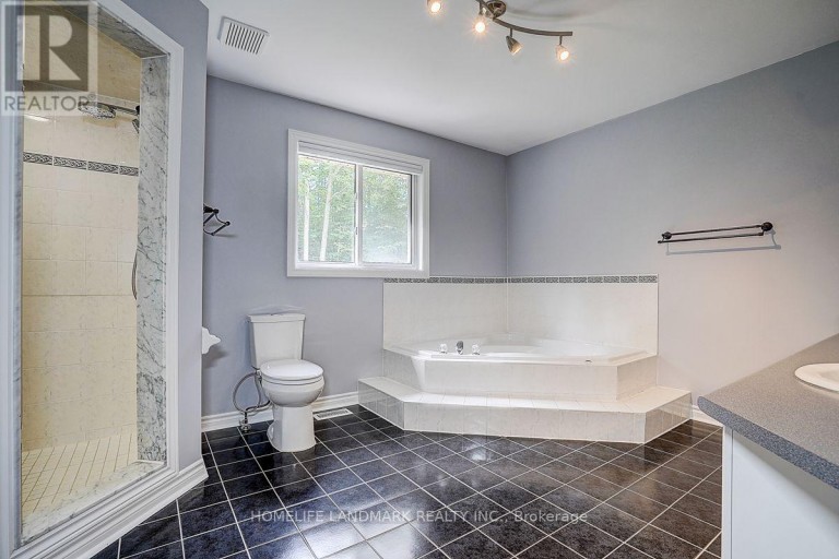 31 CRIMSON RIDGE ROAD, Barrie (Bayshore), Ontario, L4N9R8