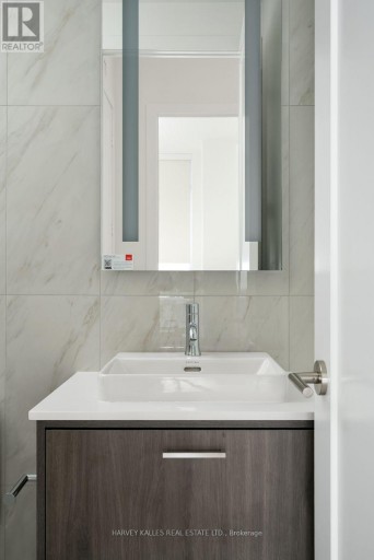 PH37 - 858 DUPONT STREET, Toronto (Dovercourt-Wallace Emerson-Junction), Ontario, M6G0C1