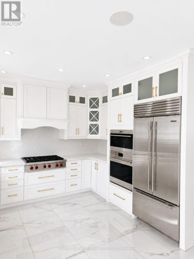 6 PELLEGRINO ROAD W, Brampton (Northwest Brampton), Ontario, L7A4V5