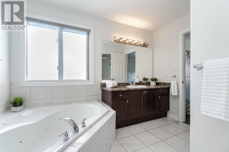 1435 MICKLEBOROUGH DRIVE, London North (North I), Ontario, N6G5R5