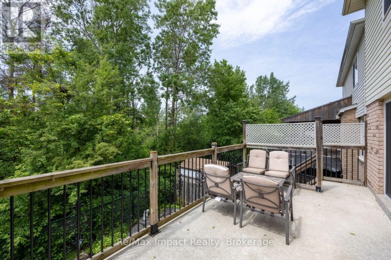 667 BRASSWINDS TRAIL, Oshawa (Pinecrest), Ontario, L1K2Z2