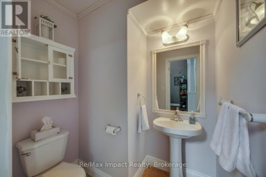 667 BRASSWINDS TRAIL Oshawa (Pinecrest) Ontario photo 16