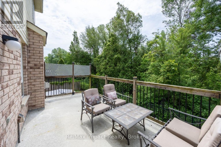 667 BRASSWINDS TRAIL, Oshawa (Pinecrest), Ontario, L1K2Z2