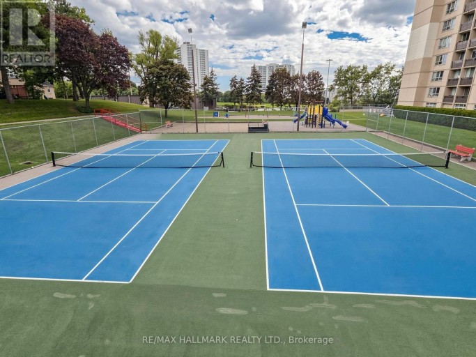 1609 - 5 PARKWAY FOREST DRIVE, Toronto (Henry Farm), Ontario, M2J1L2