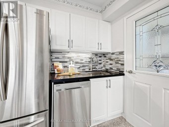 1609 - 5 PARKWAY FOREST DRIVE Toronto (Henry Farm) Ontario photo 8