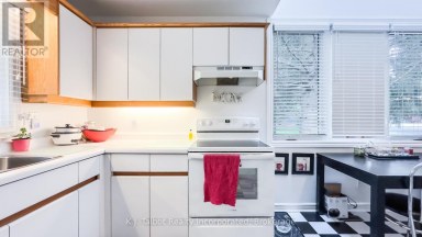 UNIT 4 - 76582 JOWETT'S GROVE ROAD Bluewater (Bayfield) Ontario photo 24