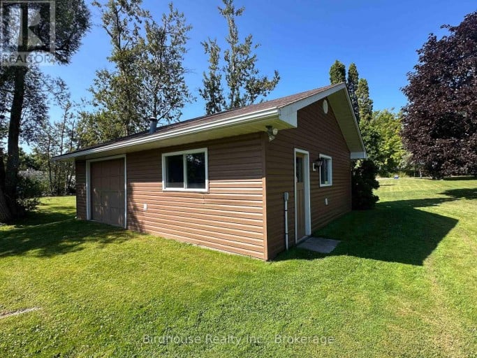 24 GILLIS STREET, Kawartha Lakes (Fenelon), Ontario, K0M1G0