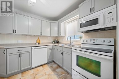 6297 WILLIAM STREET Lucan Biddulph (Lucan) Ontario photo 31