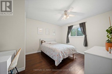 6297 WILLIAM STREET Lucan Biddulph (Lucan) Ontario photo 33