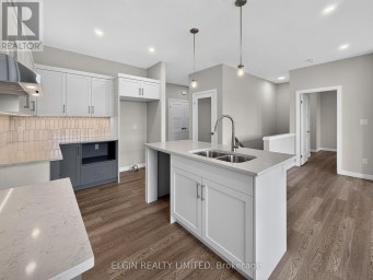 8 THOMAS COURT Central Elgin Ontario photo 17