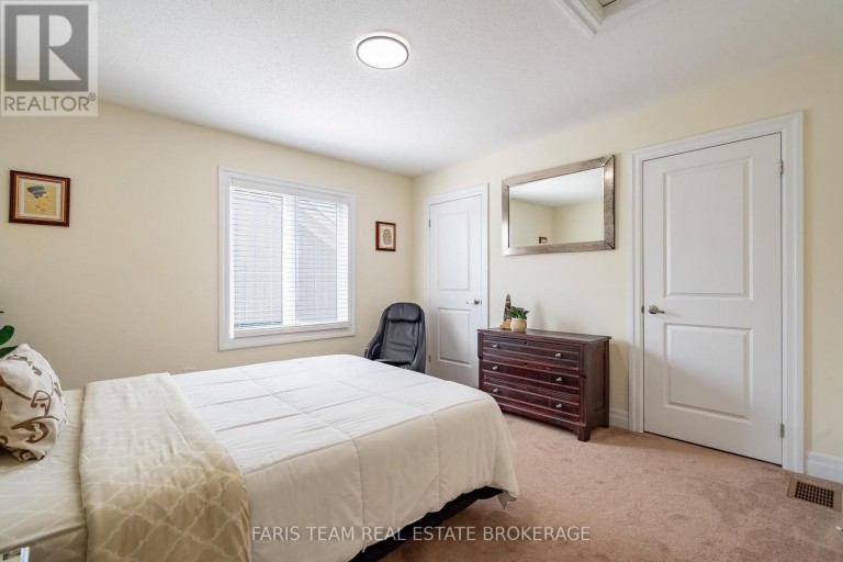 113 ALLEGRA DRIVE, Wasaga Beach, Ontario, L9Z1P2