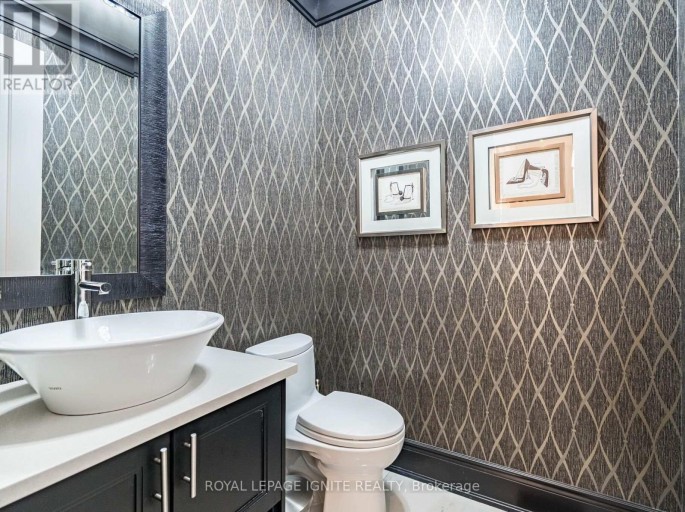 5 STELLAR AVENUE, Caledon, Ontario, L7C3P7
