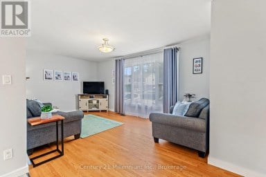 553 SPRUCE STREET Collingwood Ontario photo 10